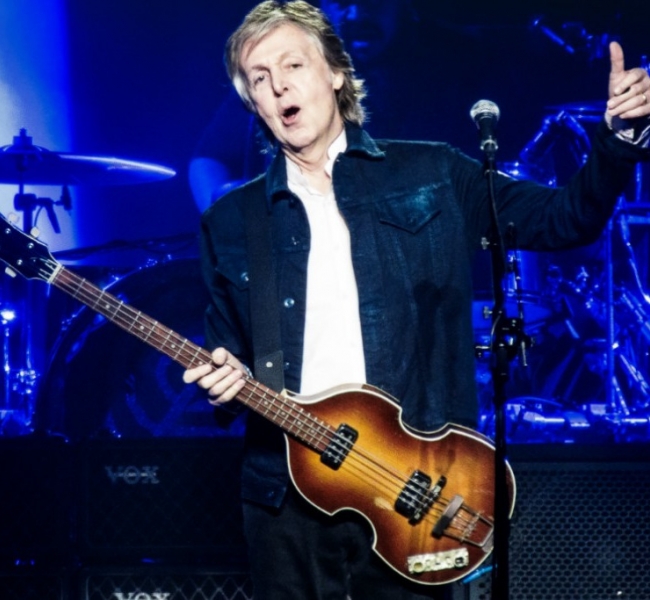 Пол Маккартни выпустил два новых трека и раскрыл секрет успеха The Beatles