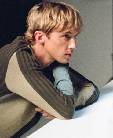 Troye Sivan оголошує про запуск бренду стилю життя «Tsu Lange Yor»
