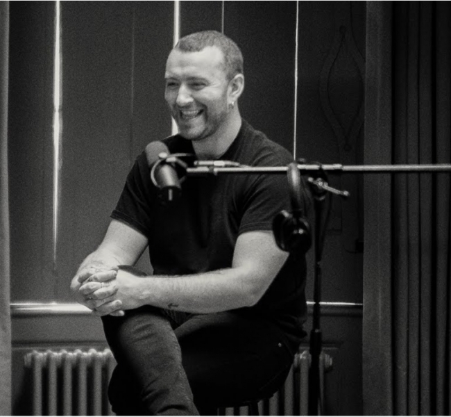 Сэм Смит выпустил свою эмоциональную кавер-версию хита Coldplay. И это очень красиво