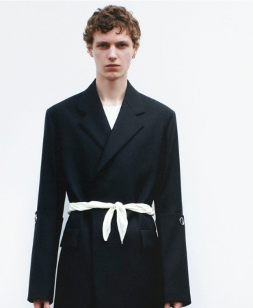 Jil Sander представили одновременно функциональную и утонченную коллекцию мужской одежды SS21