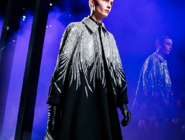 Мужчины искусства: Ким Джонс отдает дань уважения покойному стилисту и художнику Джуди Блейму в коллекции Dior FW20