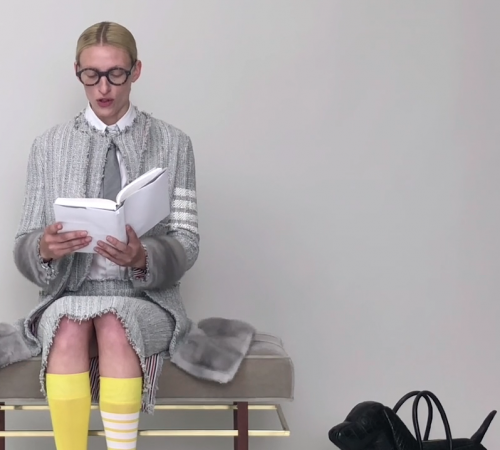 Модель говорит: Все поменялись голосами в специальном модном видео Thom Browne