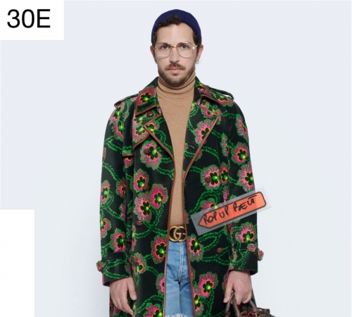 Как это мило! Моделями коллекции Gucci Cruise 2021 стали сами дизайнеры команды Алессандро Микеле