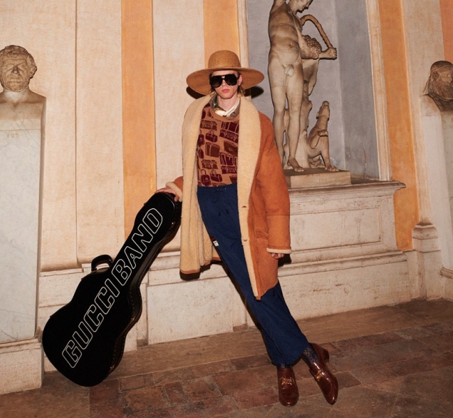 Хиппи с гитарами и парни в юбках в шикарном кампейне Gucci Cruise 2020