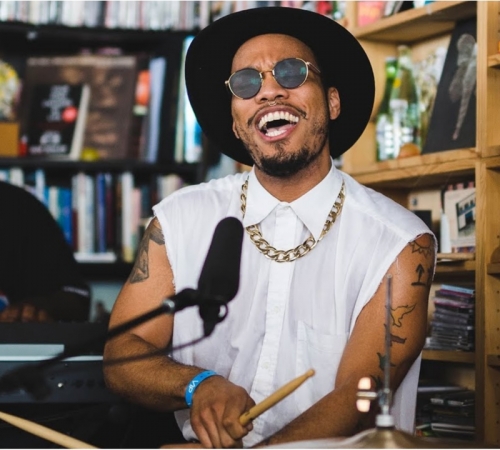 От COVID-19 до расовых протестов: Anderson .Paak выпустил сильный трек о всех современных проблемах