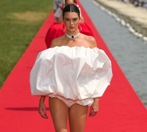 JACQUEMUS представляє химерний балет на осінь 2023 року