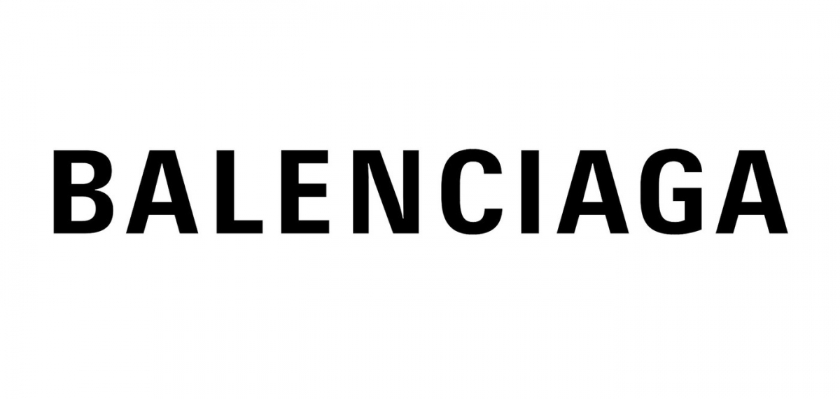 Balenciaga удаляет все сообщения в социальных сетях. Что это значит?