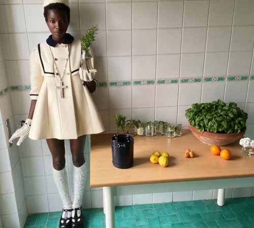 Одни дома: Gucci представили роскошную коллекцию Fall/Winter 2020 в бытовых условиях
