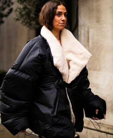 Солнце и Burberry: Street Style на Неделе моды в Лондоне