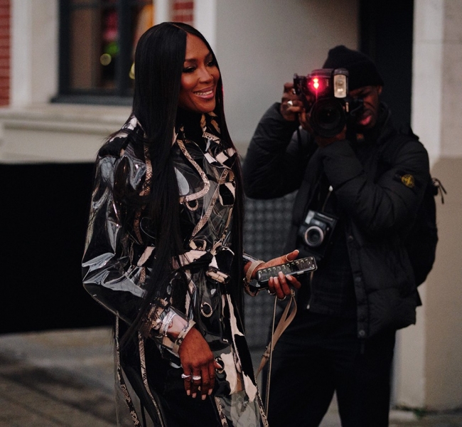 Супер-тренды и вечная классика: Street style гостей на London Fashion Week FW20