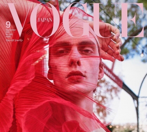 Только взгляните: Потрясающие обложки нового японского Vogue