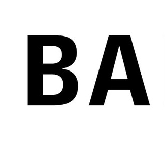 Balenciaga удаляет все сообщения в социальных сетях. Что это значит?