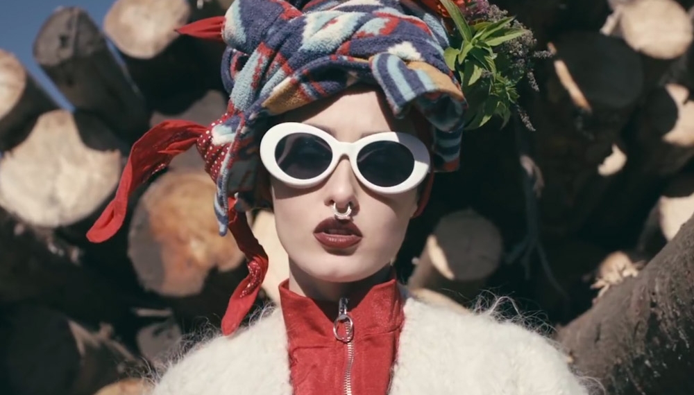 Fashion и украинский folk: Alina Pash представила дебютное видео 