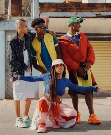 Lacoste відзначає 90-ту річницю та культурний вплив кампанією «Неможливі зустрічі»