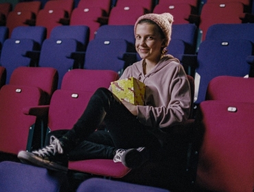 «Очень странные кеды»: Милли Бобби Браун совместно с Converse выпустит эксклюзивную коллекцию