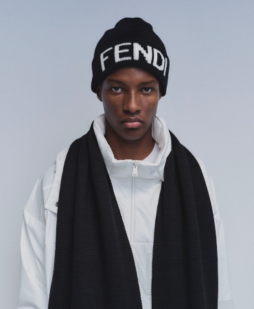 Fendi готовятся отправить нас на лыжный курорт с новой коллекцией Winter 2021