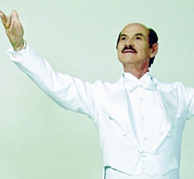Паркет опустел: В возрасте 91 года умер легендарный украинский танцор Григорий Чапкис