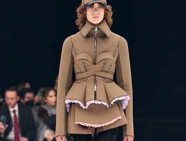 Глоток свободы: Мэтью М. Уильямс представляет будущее Givenchy в своей первой коллекции