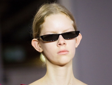 Ослепительные модники: Balenciaga запускают линию солнцезащитных очков