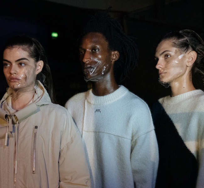 От модных випов до случайных типов: Теперь на London Fashion Week сможет попасть каждый