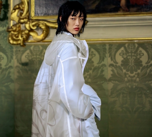 Givenchy черпает вдохновение в корейской уличной культуре для коллекции SS20
