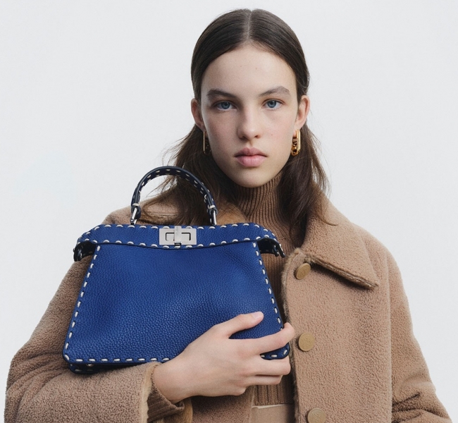 Творение Сильвии: Fendi Peekab0o возвращается в ярких цветах в новой коллекции