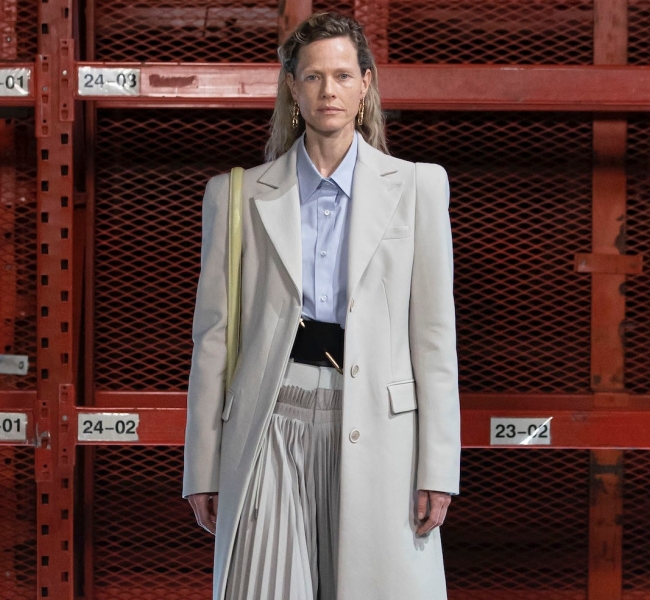 Вирджил Абло представил коллекцию SS21 от Off-White ™ на интерактивном цифровом мероприятии