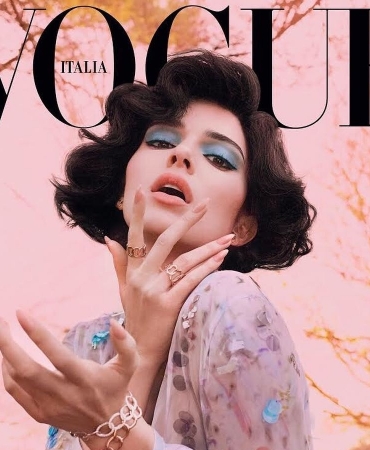 Обнаженная и прекрасная: Самая красивая фотосессия Кендалл Дженнер для Vogue Italia