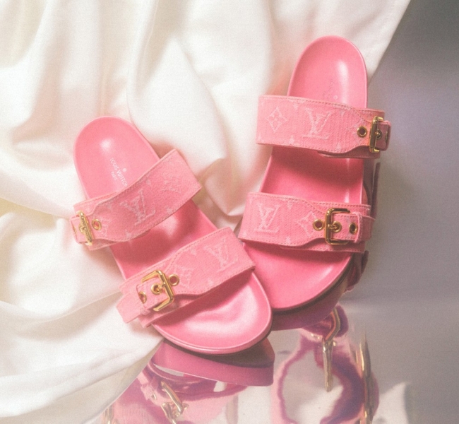 Жизнь в розовых кедах: Эксклюзивная коллекция джинсовой обуви Pink Monogram от Louis Vuitton
