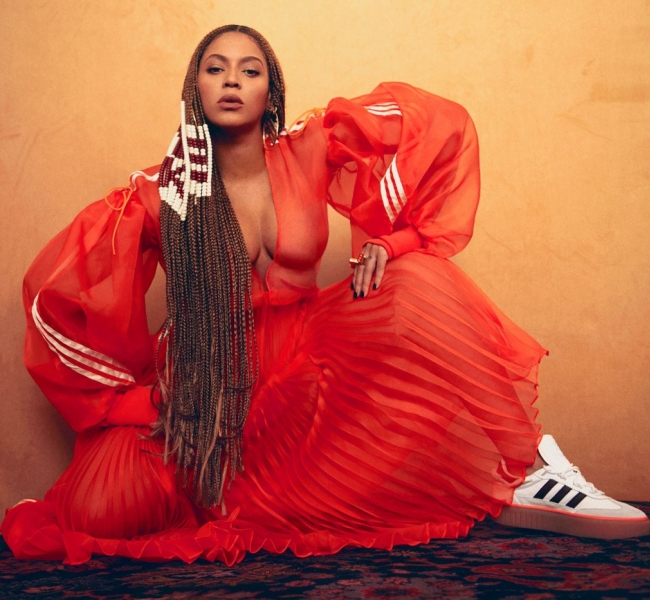 Спортивный Glam: Шикарная Бейонсе стала лицом коллаборации adidas и собственной линии IVY PARK