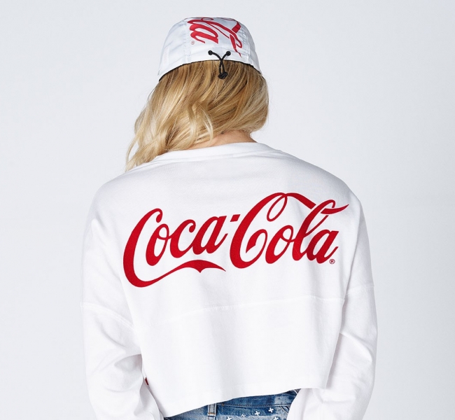 Гавайи и солнечное ретро: Взгляните на последнее сотрудничество Coca-Cola x KITH