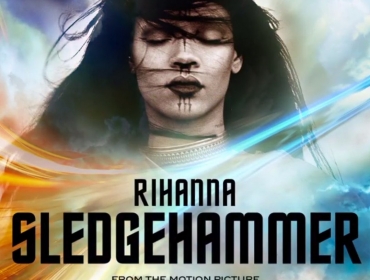 Рианна презентовала новый сингл "Sledgehammer"