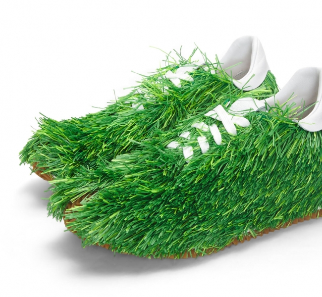 Нові кросівки Viral Grass від LOEWE