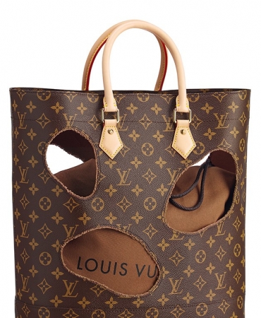 Вне времени: Louis Vuitton показывают 160-летний архив бренда