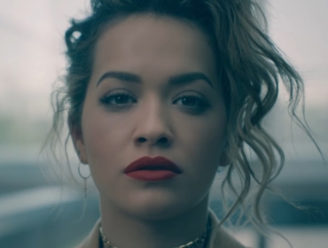 Rita Ora устроила грязные танцы в новом видео "Your Song"