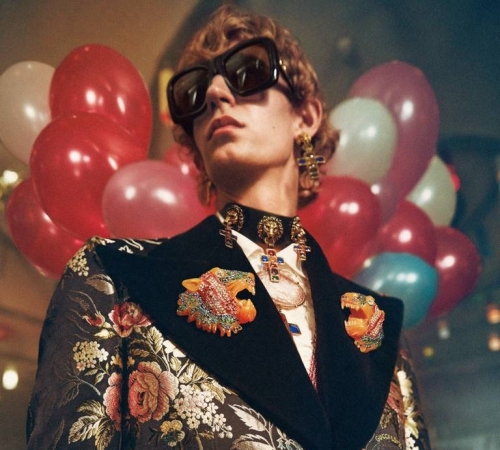 Любовь, мода и Новый Год: Gucci представили красивейшее праздничное видео